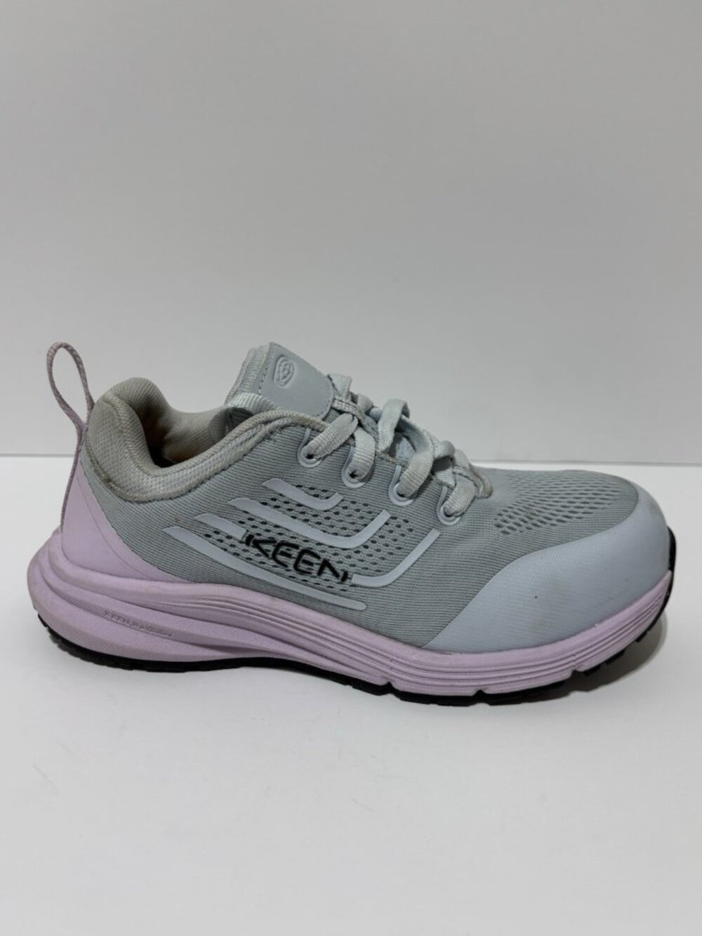 Keen Utility Women’s Minneapolis Composite Toe Sneakers, Size 6 M
